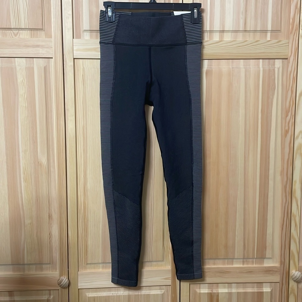 10. NWT AERIE leggings.